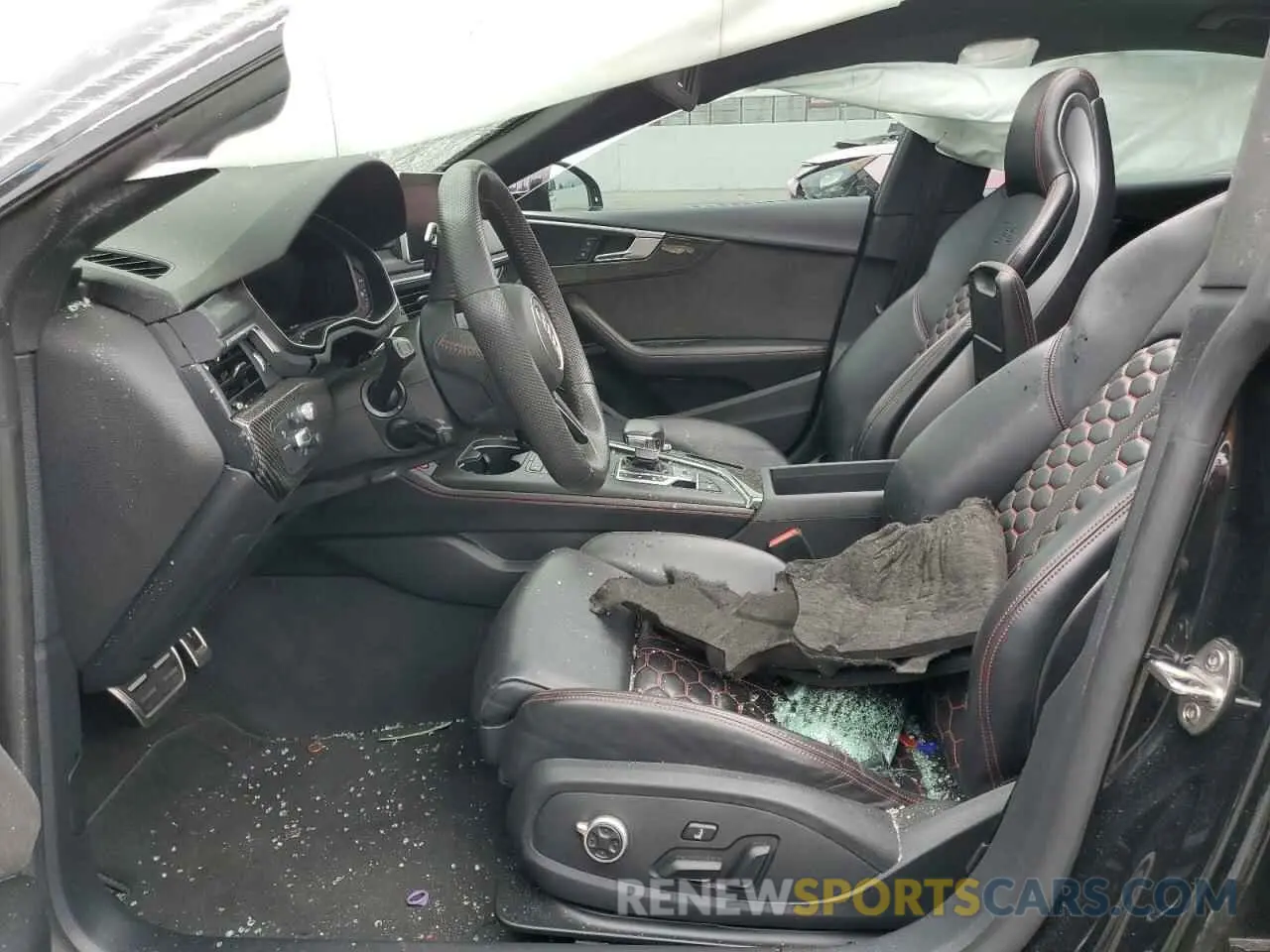 7 fotografías del automóvil dañado WUABWCF51KA902832 AUDI S5/RS5 2019