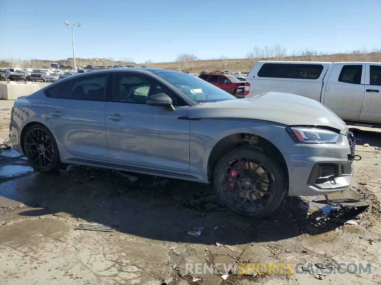 4 fotografías del automóvil dañado WUABWCF52KA903181 AUDI S5/RS5 2019