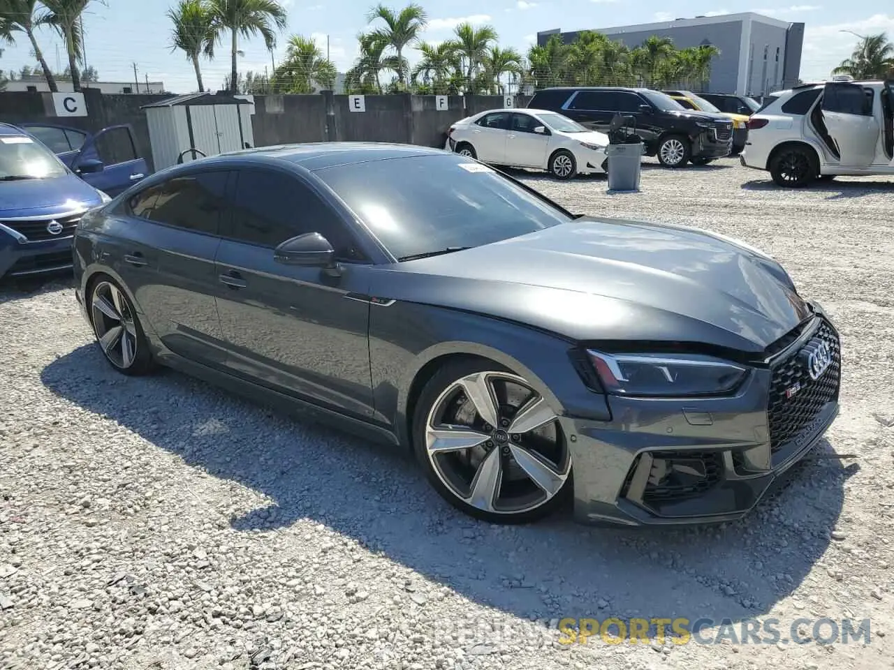 4 fotografías del automóvil dañado WUABWCF53KA900418 AUDI S5/RS5 2019
