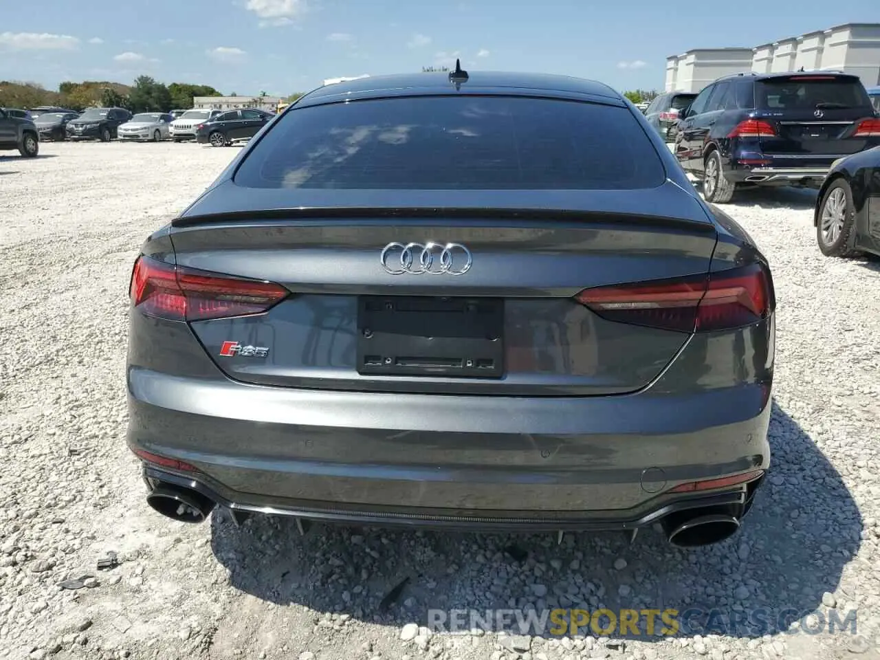 6 fotografías del automóvil dañado WUABWCF53KA900418 AUDI S5/RS5 2019