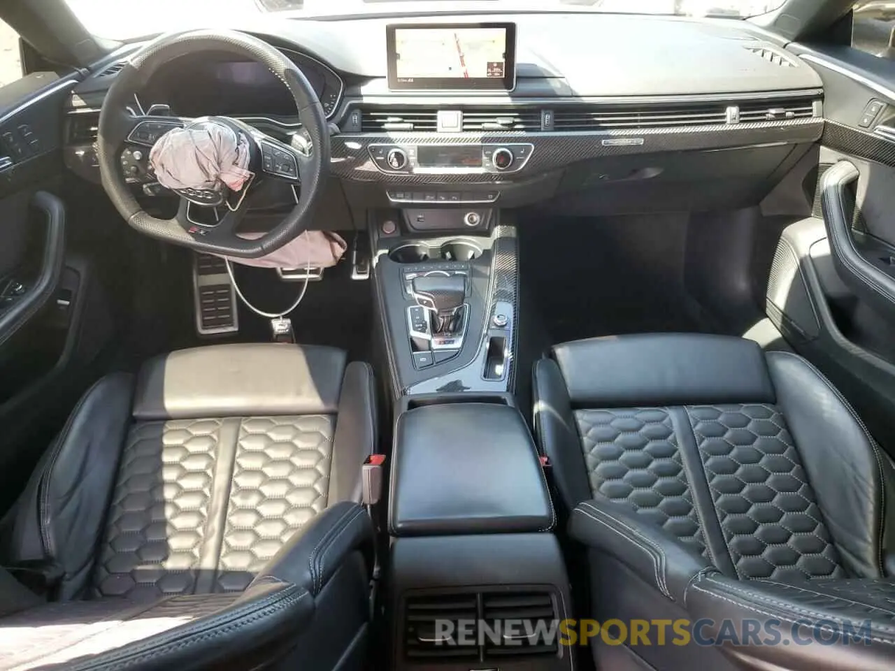 8 fotografías del automóvil dañado WUABWCF53KA900418 AUDI S5/RS5 2019