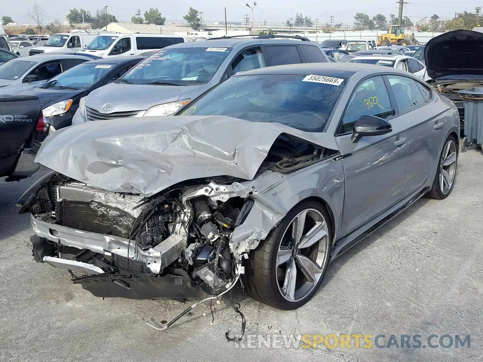 2 fotografías del automóvil dañado WUABWCF59KA901119 AUDI S5/RS5 2019
