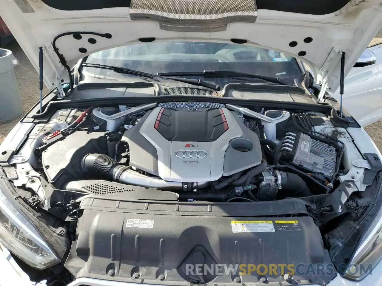 11 fotografías del automóvil dañado WUACWCF50KA901224 AUDI S5/RS5 2019