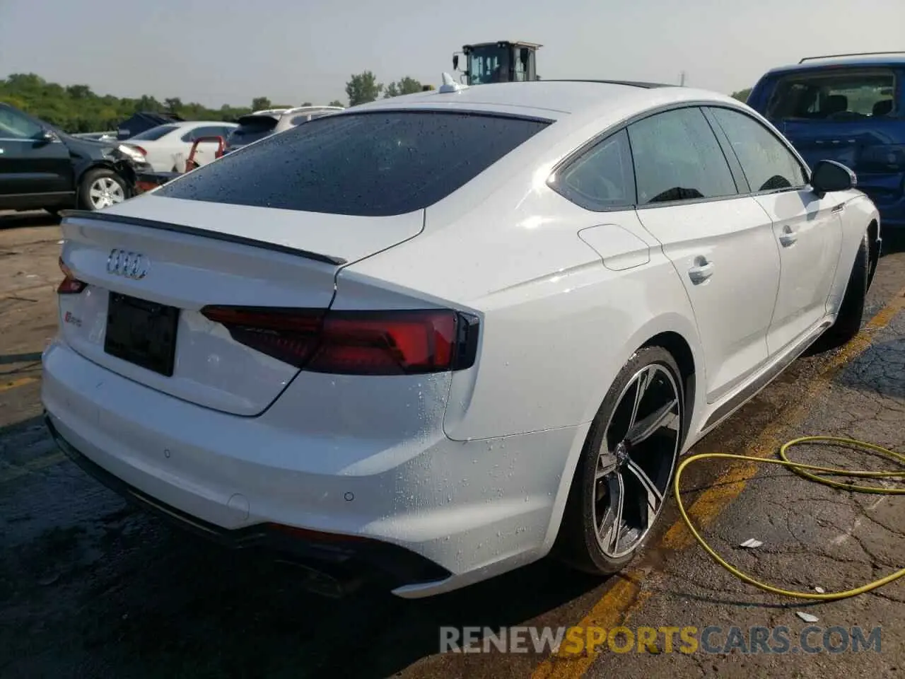 4 fotografías del automóvil dañado WUACWCF57KA903844 AUDI S5/RS5 2019
