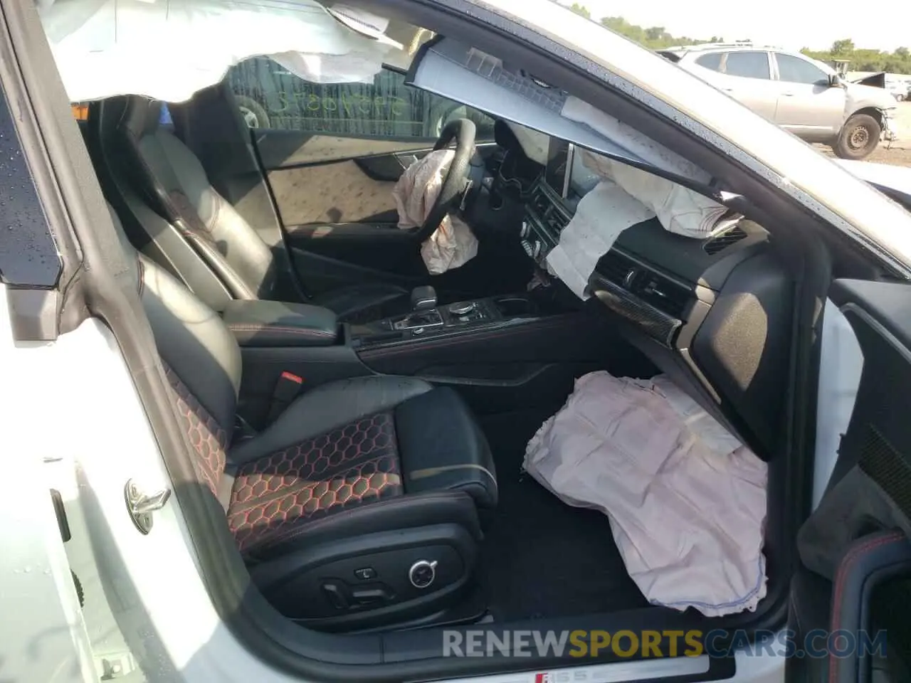 5 fotografías del automóvil dañado WUACWCF57KA903844 AUDI S5/RS5 2019