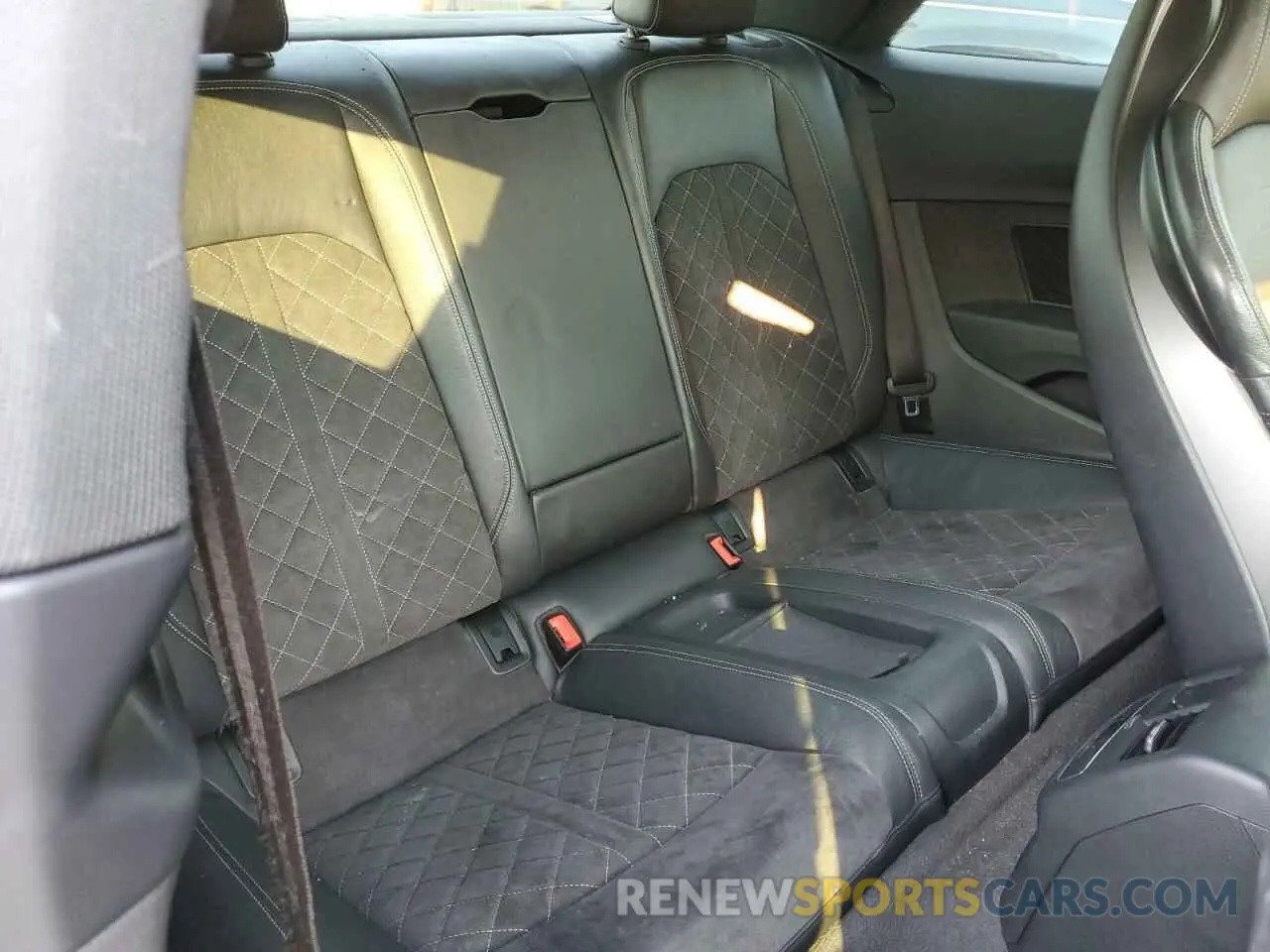 10 fotografías del automóvil dañado WUAPWAF54KA904035 AUDI S5/RS5 2019