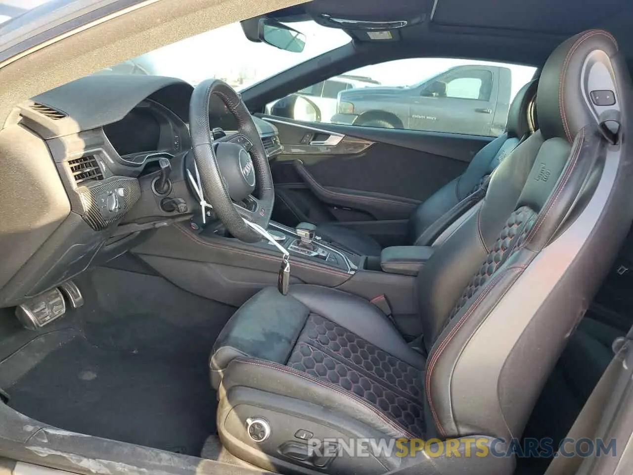 7 fotografías del automóvil dañado WUAPWAF59KA907884 AUDI S5/RS5 2019