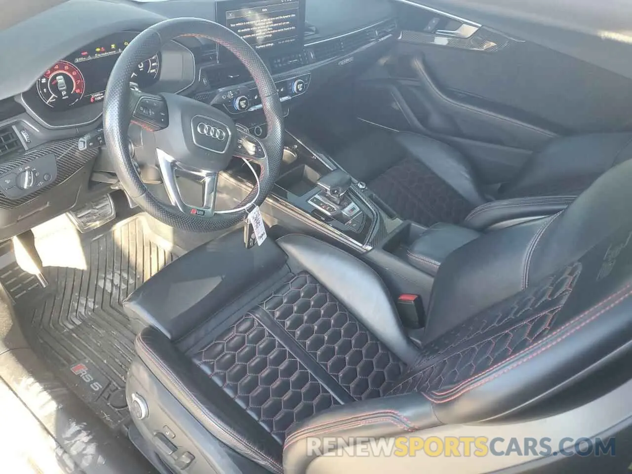 8 fotografías del automóvil dañado WUANWAF5XMA903675 AUDI S5/RS5 2021