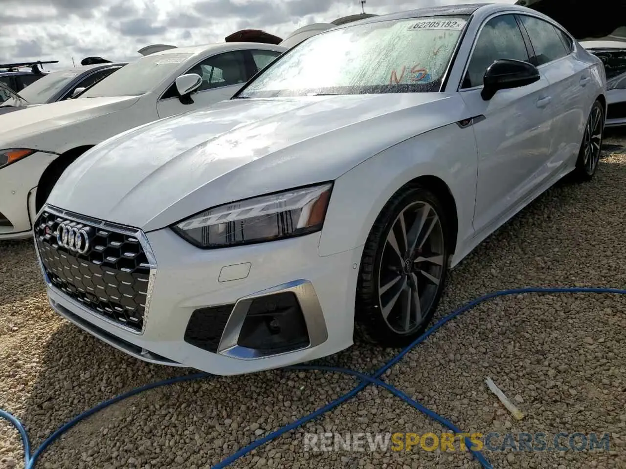 2 fotografías del automóvil dañado WAUB4CF50NA008468 AUDI S5/RS5 2022