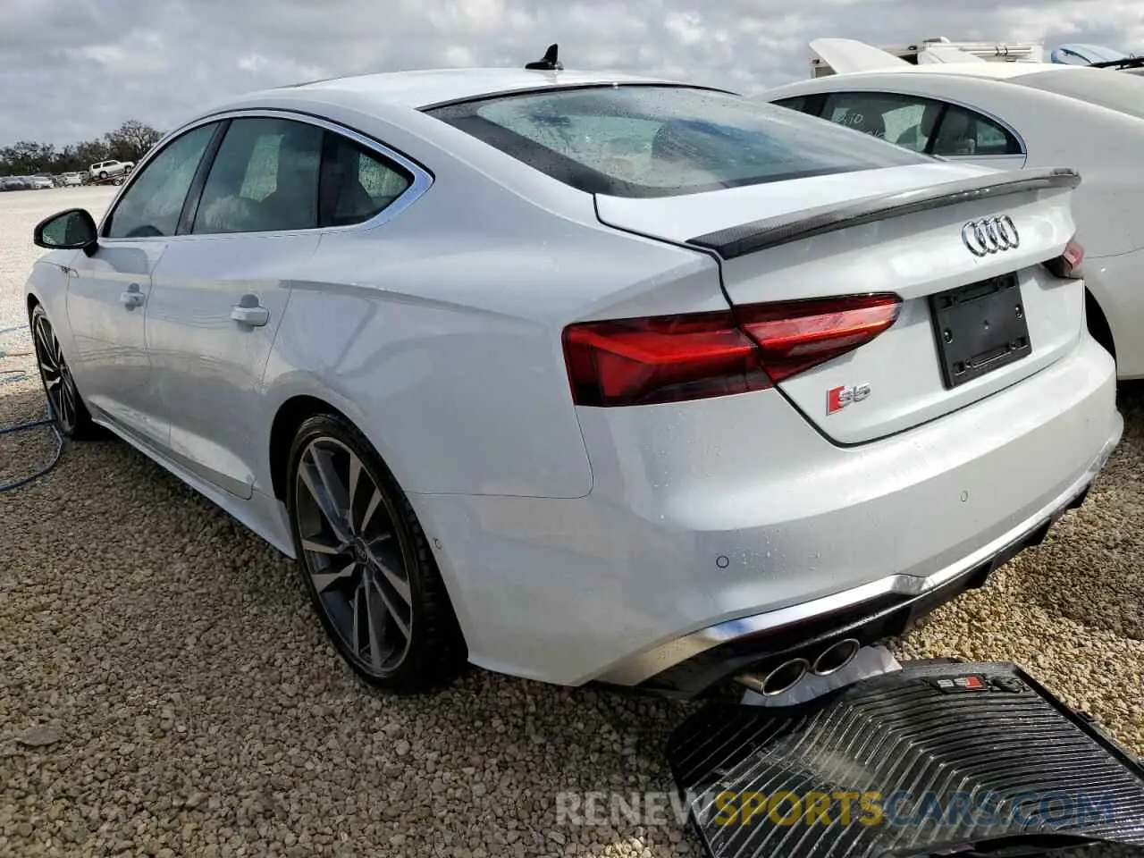 3 fotografías del automóvil dañado WAUB4CF50NA008468 AUDI S5/RS5 2022