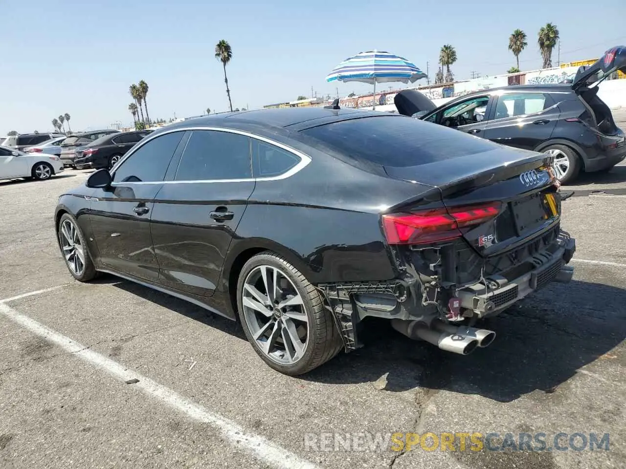 2 fotografías del automóvil dañado WAUC4CF51NA026949 AUDI S5/RS5 2022