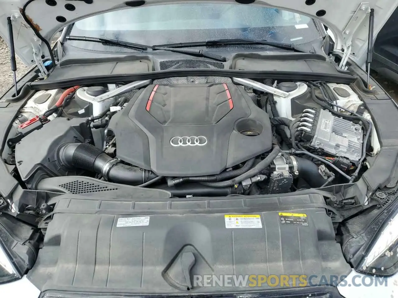 11 fotografías del automóvil dañado WAUC4CF52NA039905 AUDI S5/RS5 2022