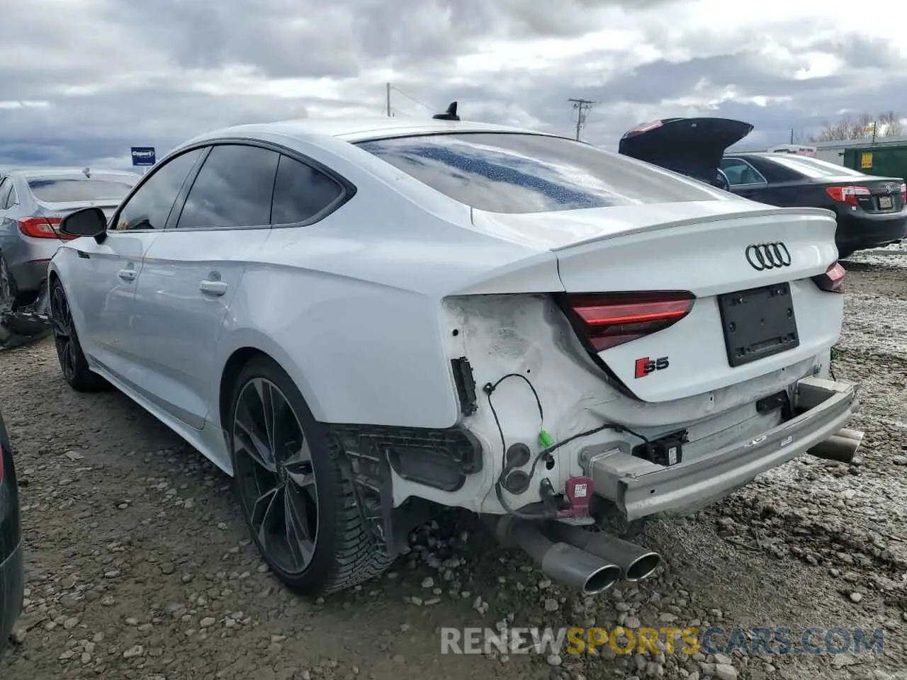 2 fotografías del automóvil dañado WAUC4CF52NA039905 AUDI S5/RS5 2022