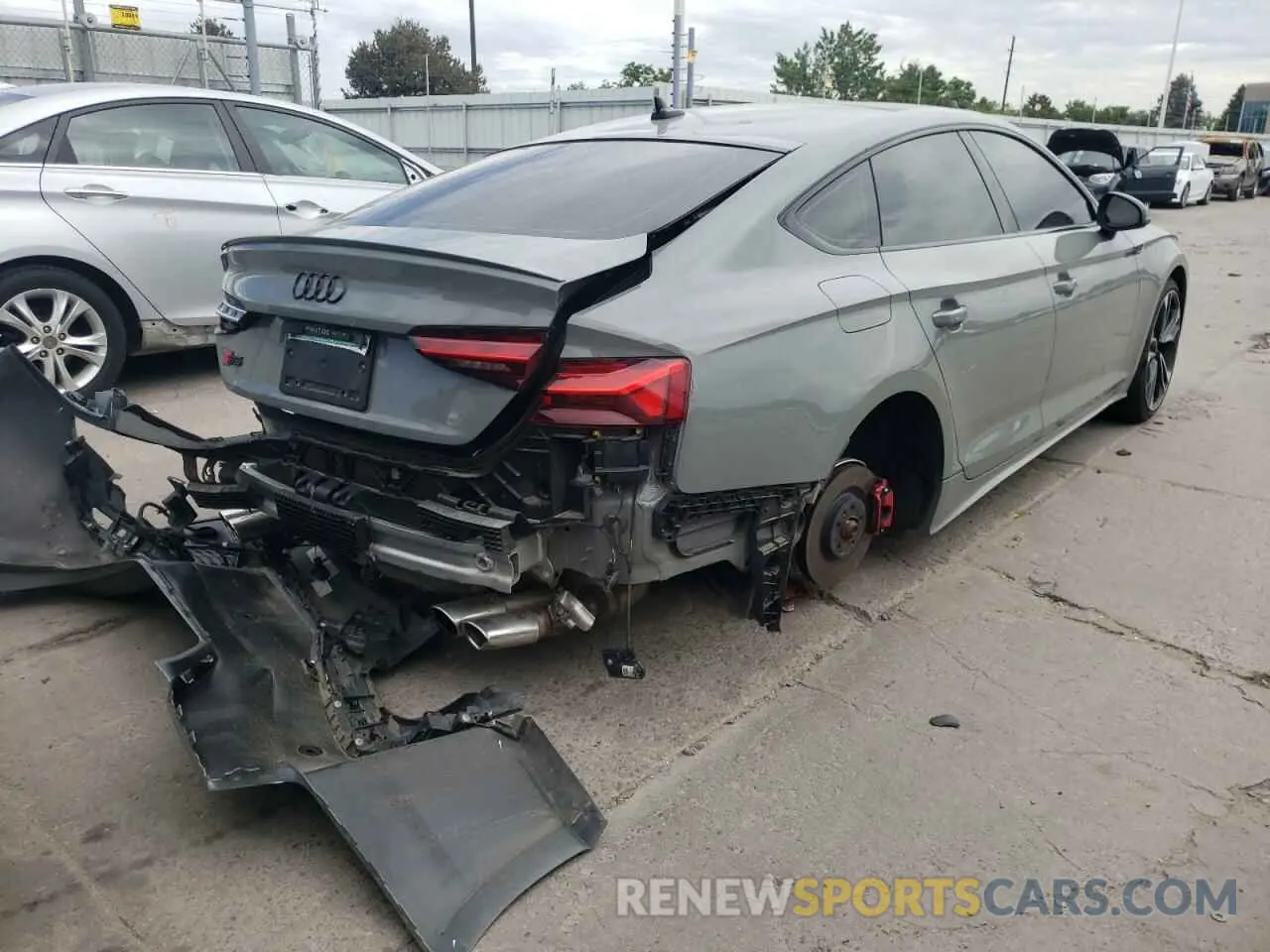 4 fotografías del automóvil dañado WAUC4CF58NA013907 AUDI S5/RS5 2022