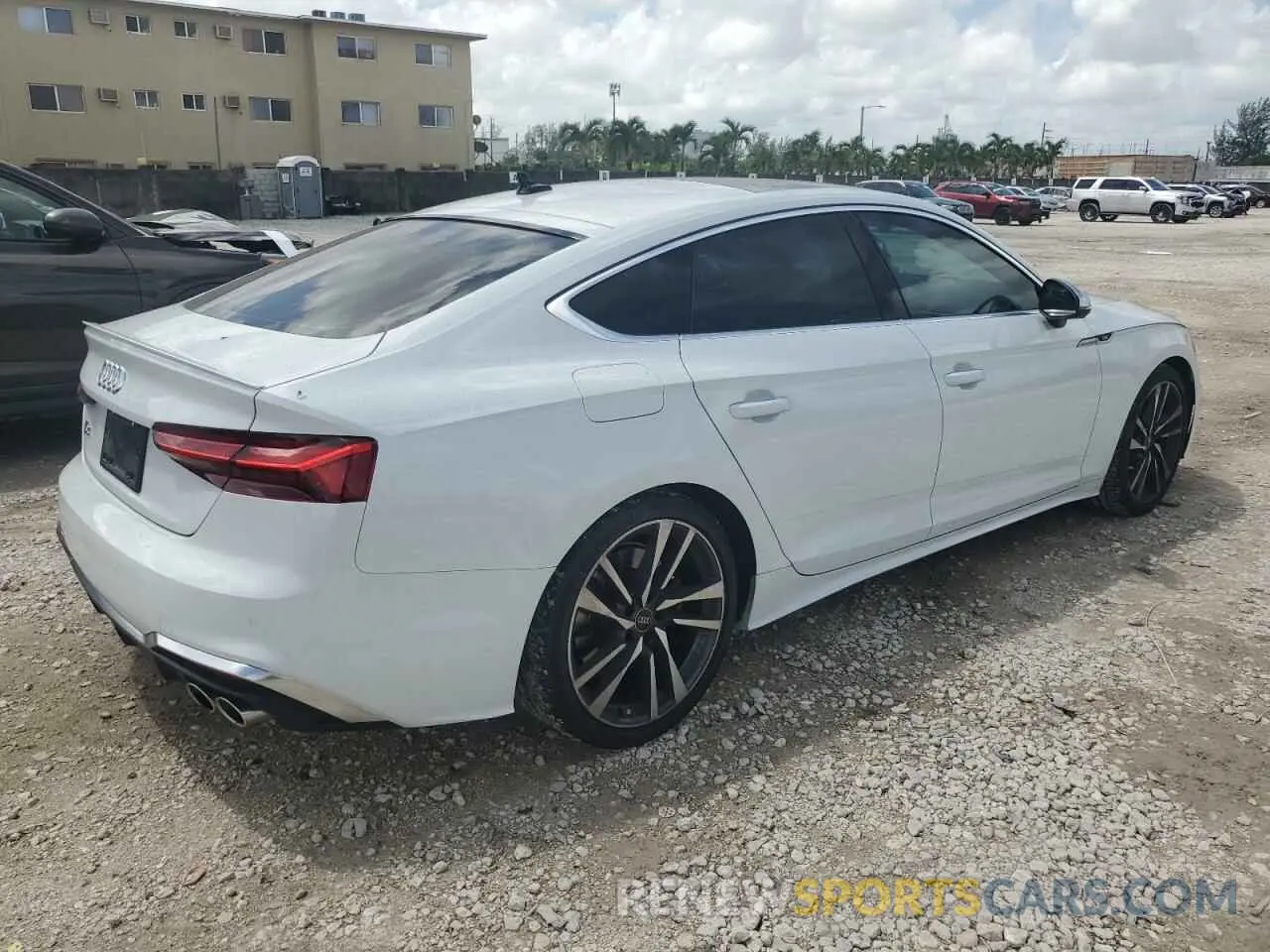 3 fotografías del automóvil dañado WAUC4CF55PA011745 AUDI S5/RS5 2023