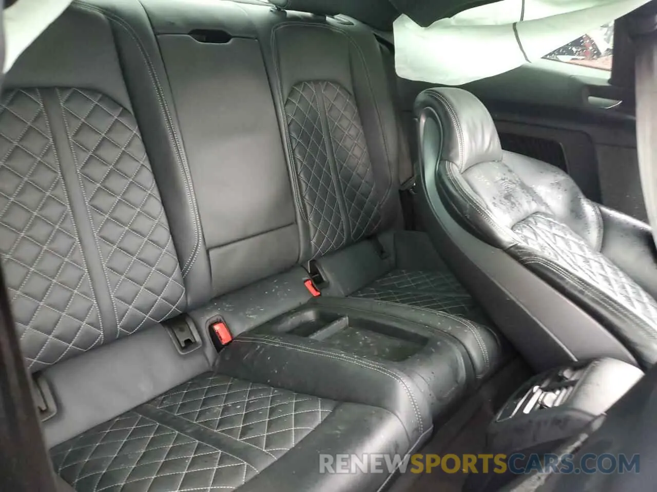 10 fotografías del automóvil dañado WAUP4AF58PA010739 AUDI S5/RS5 2023