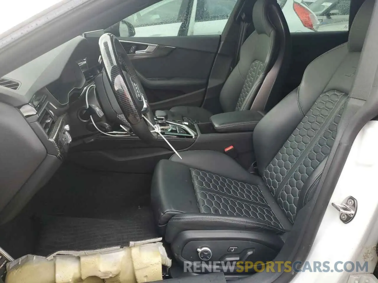 7 fotografías del automóvil dañado WUAAWCF55PA900469 AUDI S5/RS5 2023