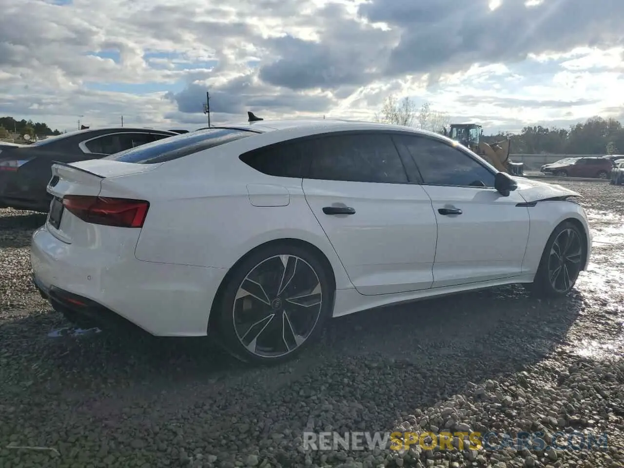 3 fotografías del automóvil dañado WAUC4CF54RA088397 AUDI S5/RS5 2024