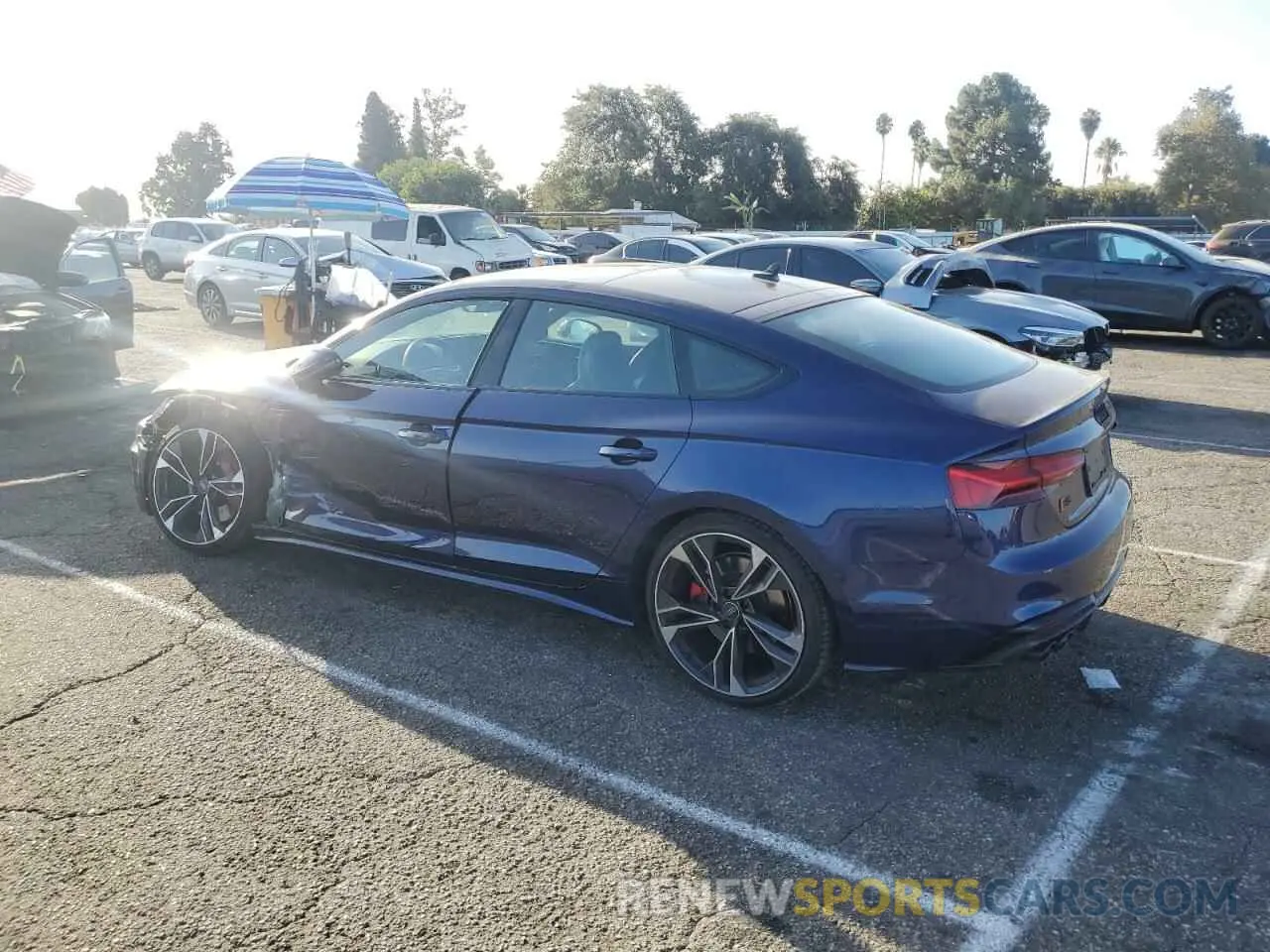 2 fotografías del automóvil dañado WAUC4CF58RA021415 AUDI S5/RS5 2024