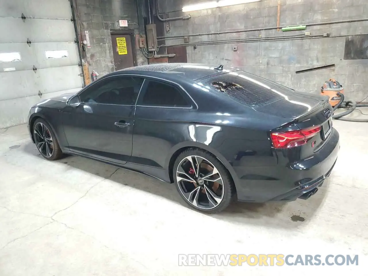 2 fotografías del automóvil dañado WAUP4AF52RA044940 AUDI S5/RS5 2024