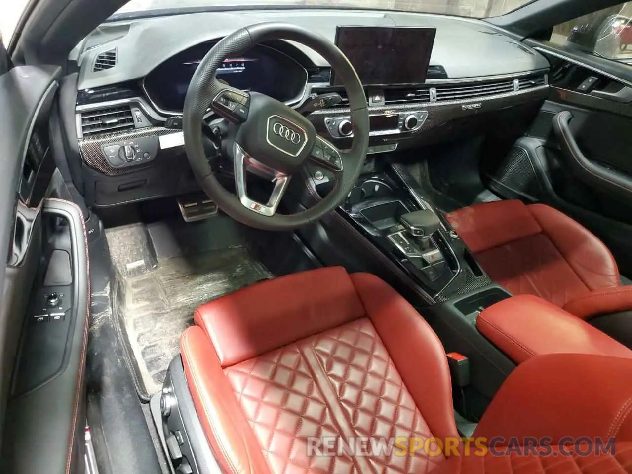 8 fotografías del automóvil dañado WAUP4AF52RA044940 AUDI S5/RS5 2024