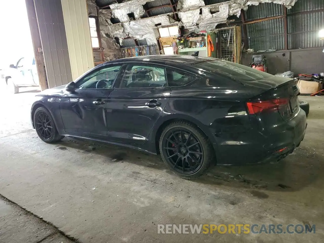 2 fotografías del automóvil dañado WAUB4CF50SA015271 AUDI S5/RS5 2025