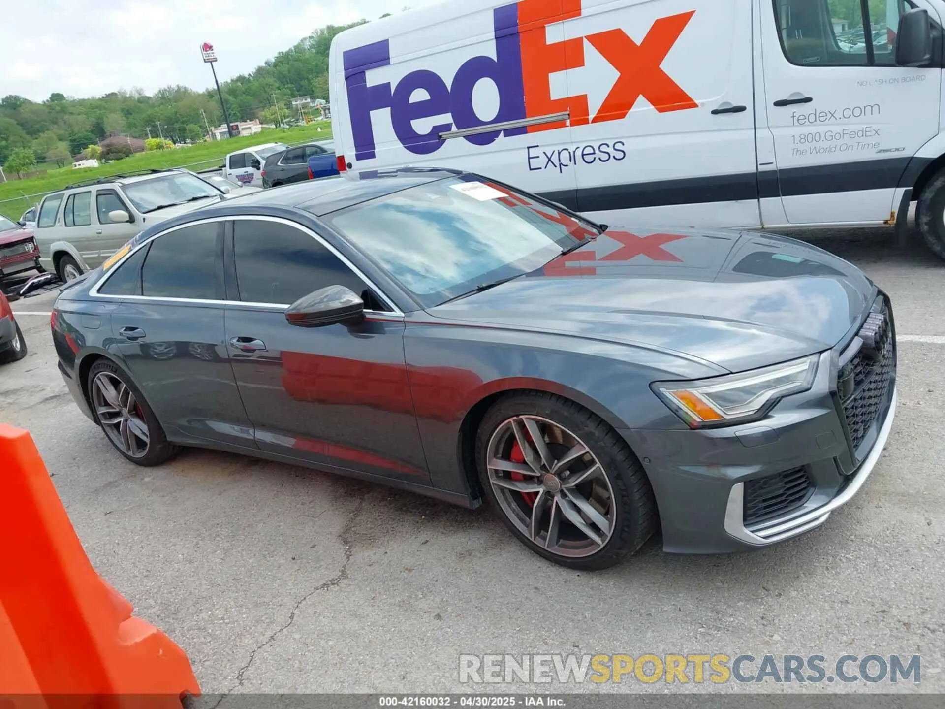 14 fotografías del automóvil dañado WAUDFAF28LN037283 AUDI S6 2020