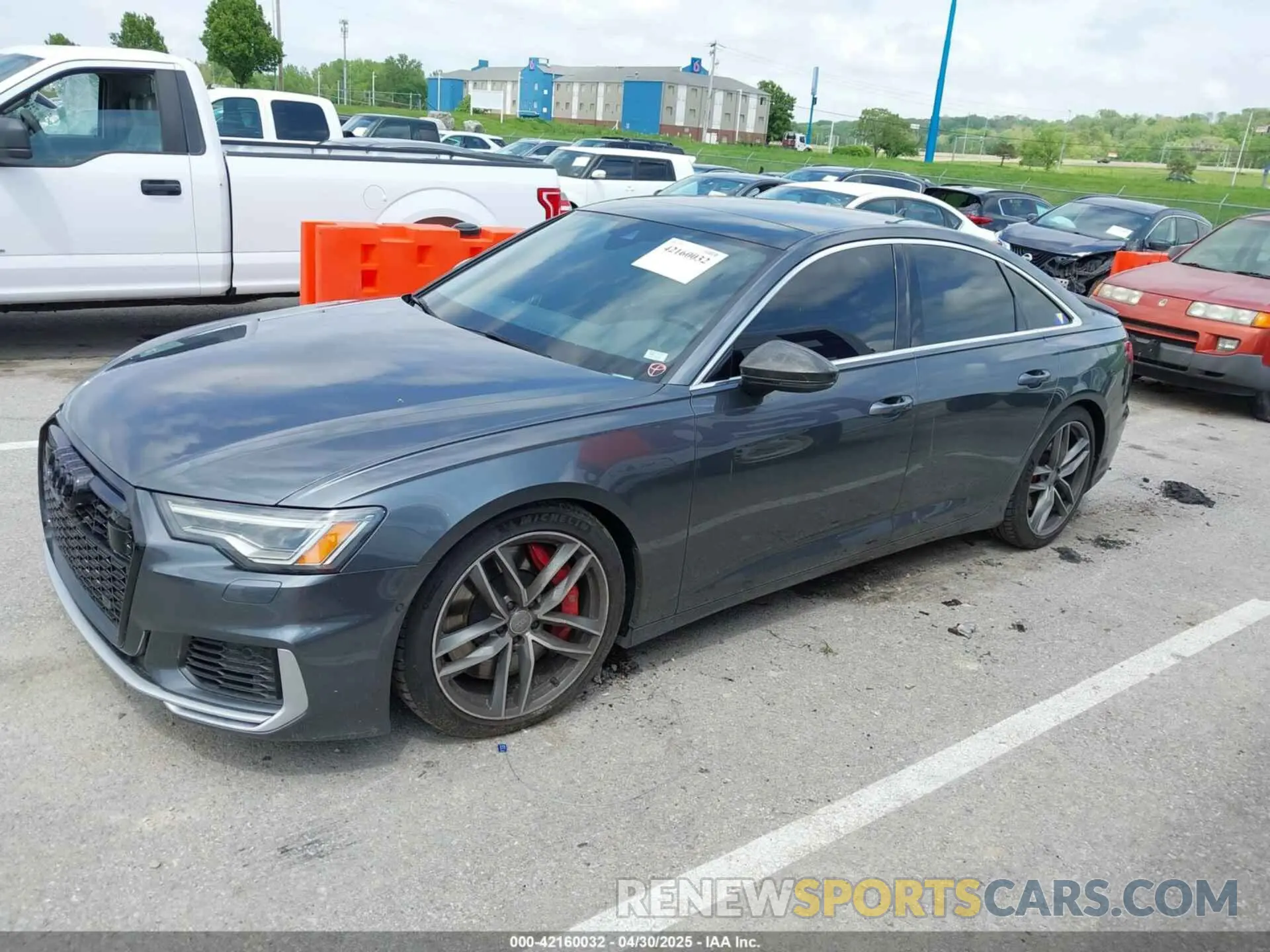 15 fotografías del automóvil dañado WAUDFAF28LN037283 AUDI S6 2020