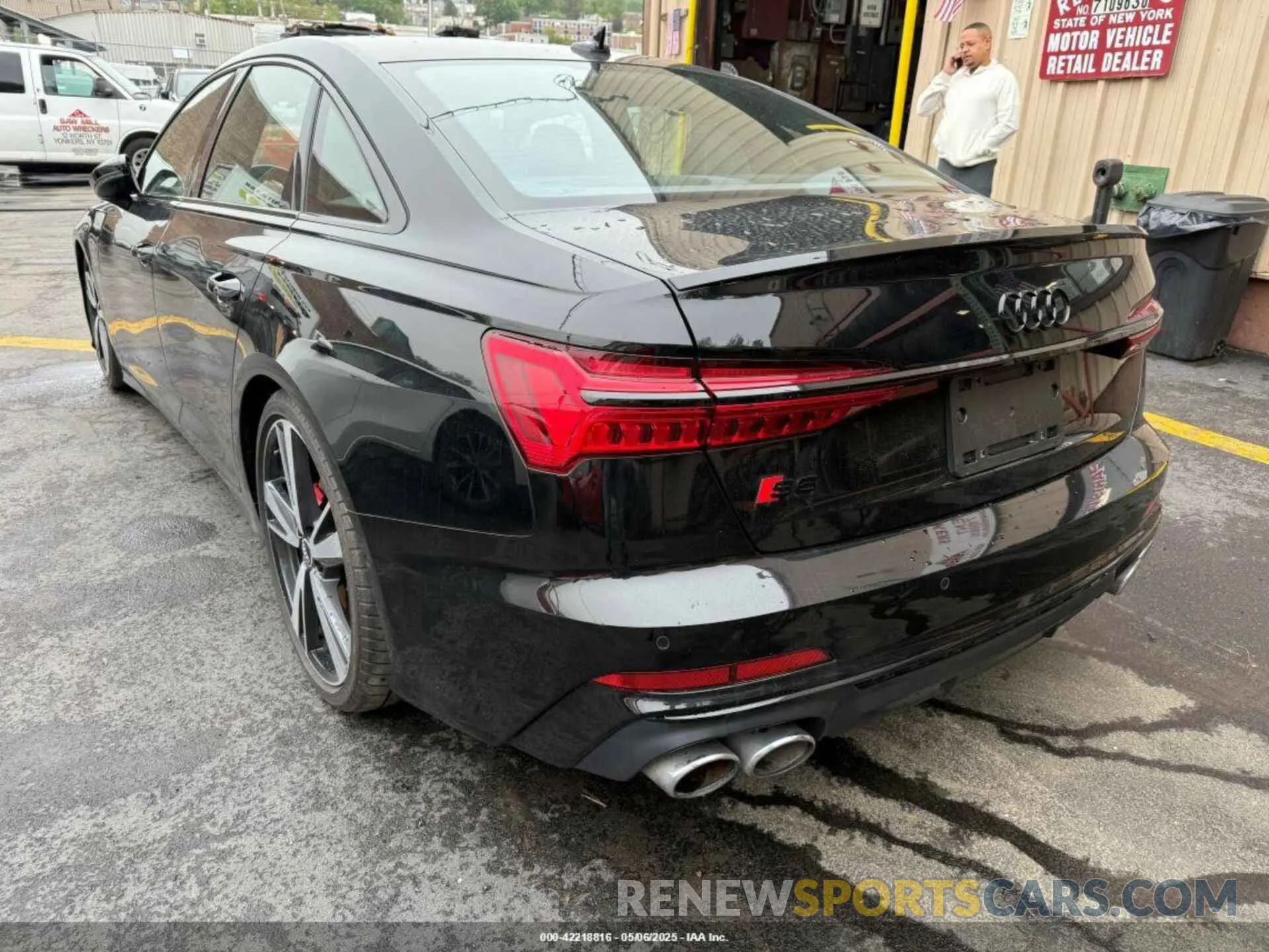 3 fotografías del automóvil dañado WAUFFBF20NN019717 AUDI S6 2022