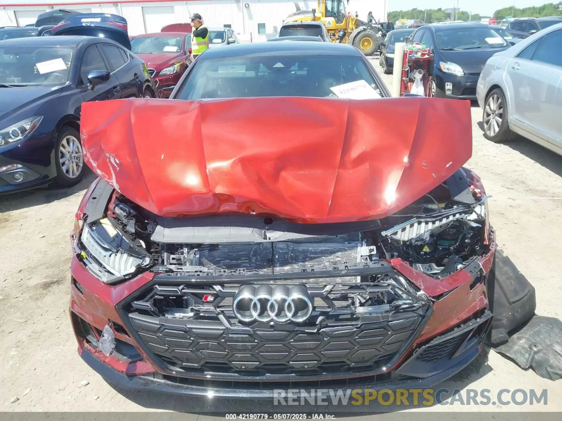 12 fotografías del automóvil dañado WAUSFBF25SN018444 AUDI S7 SPORTBACK 2025