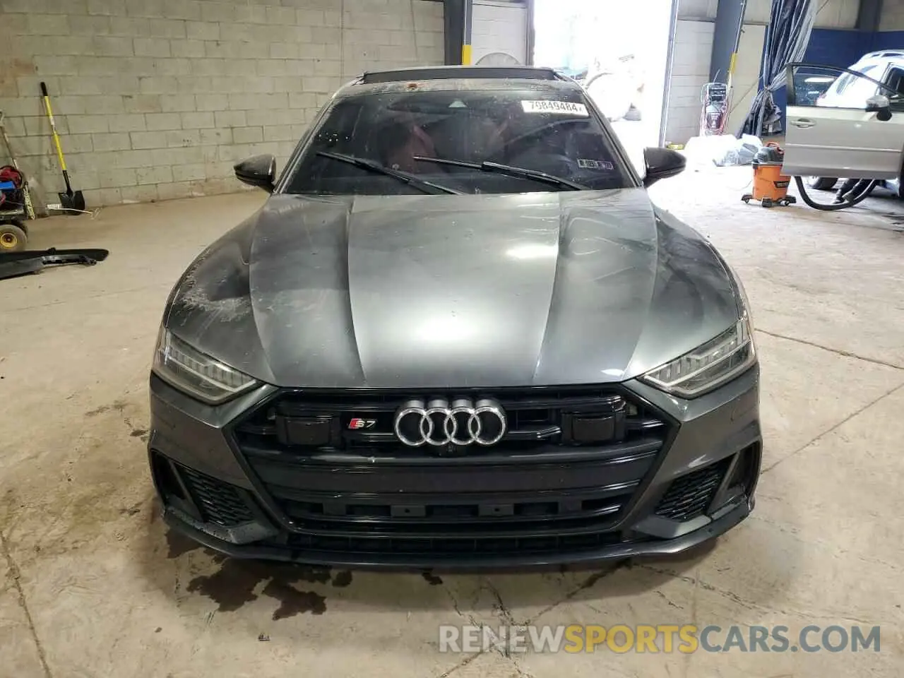 5 fotografías del automóvil dañado WAUSFAF24LN020228 AUDI S7/RS7 2020