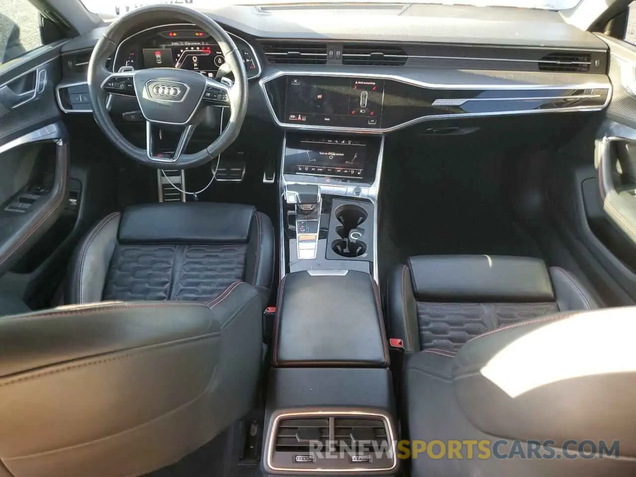 8 fotografías del automóvil dañado WUAPCBF25MN900270 AUDI S7/RS7 2021
