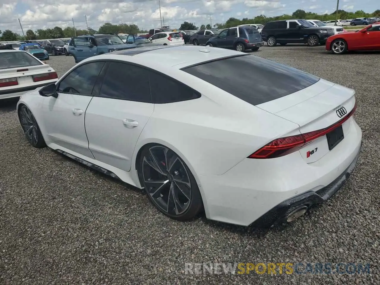 2 fotografías del automóvil dañado WUAPCBF2XPN906263 AUDI S7/RS7 2023
