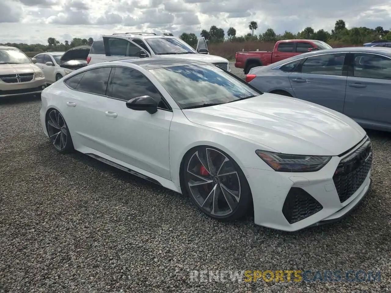 4 fotografías del automóvil dañado WUAPCBF2XPN906263 AUDI S7/RS7 2023