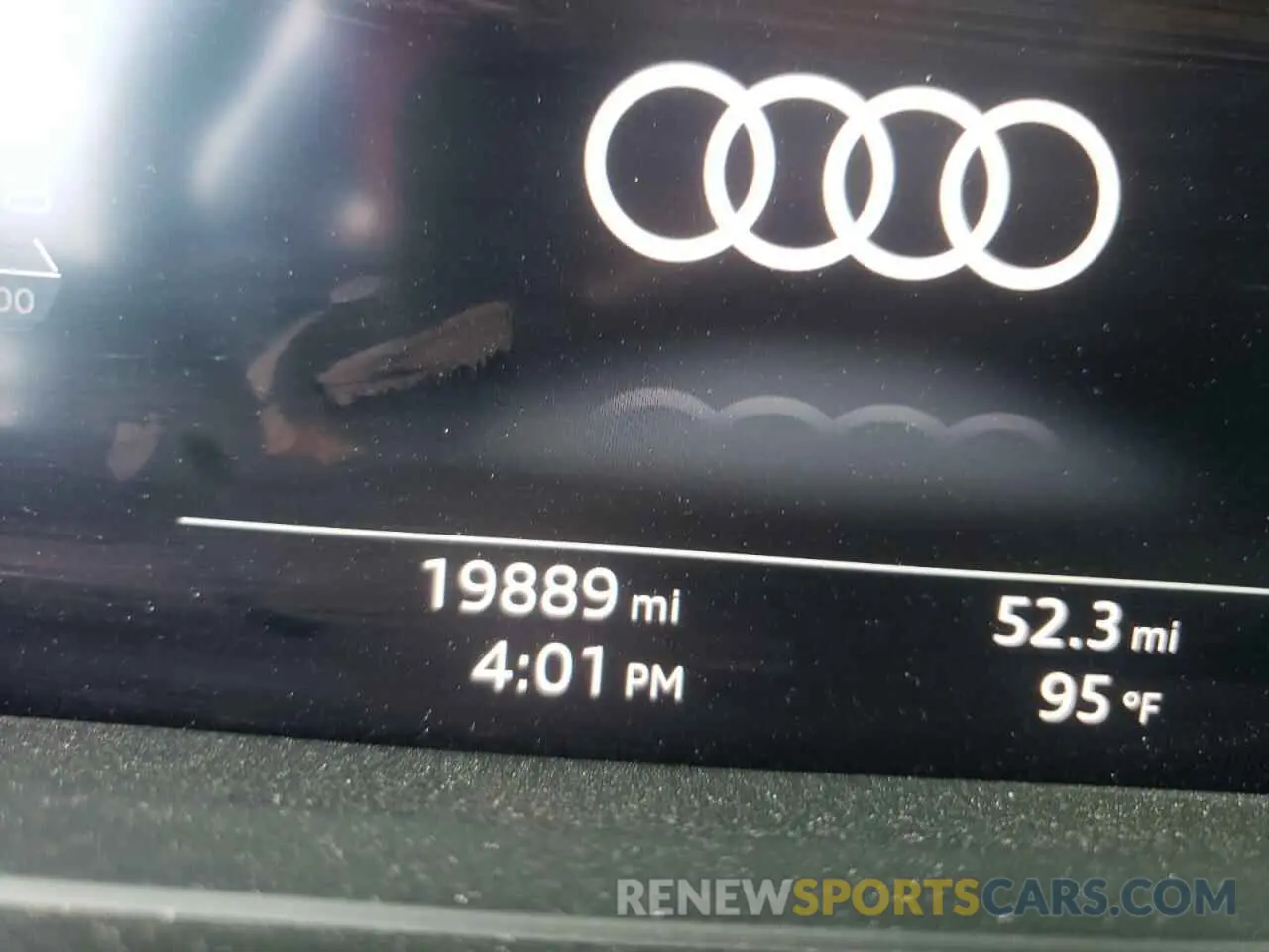 8 fotografías del automóvil dañado WAU8SAF83LN011904 AUDI S8 2020