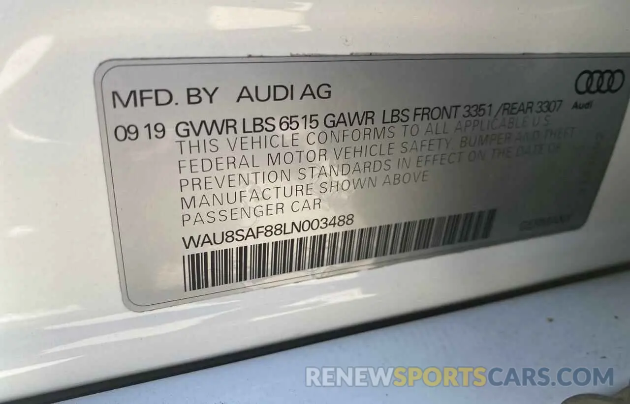 10 fotografías del automóvil dañado WAU8SAF88LN003488 AUDI S8 2020