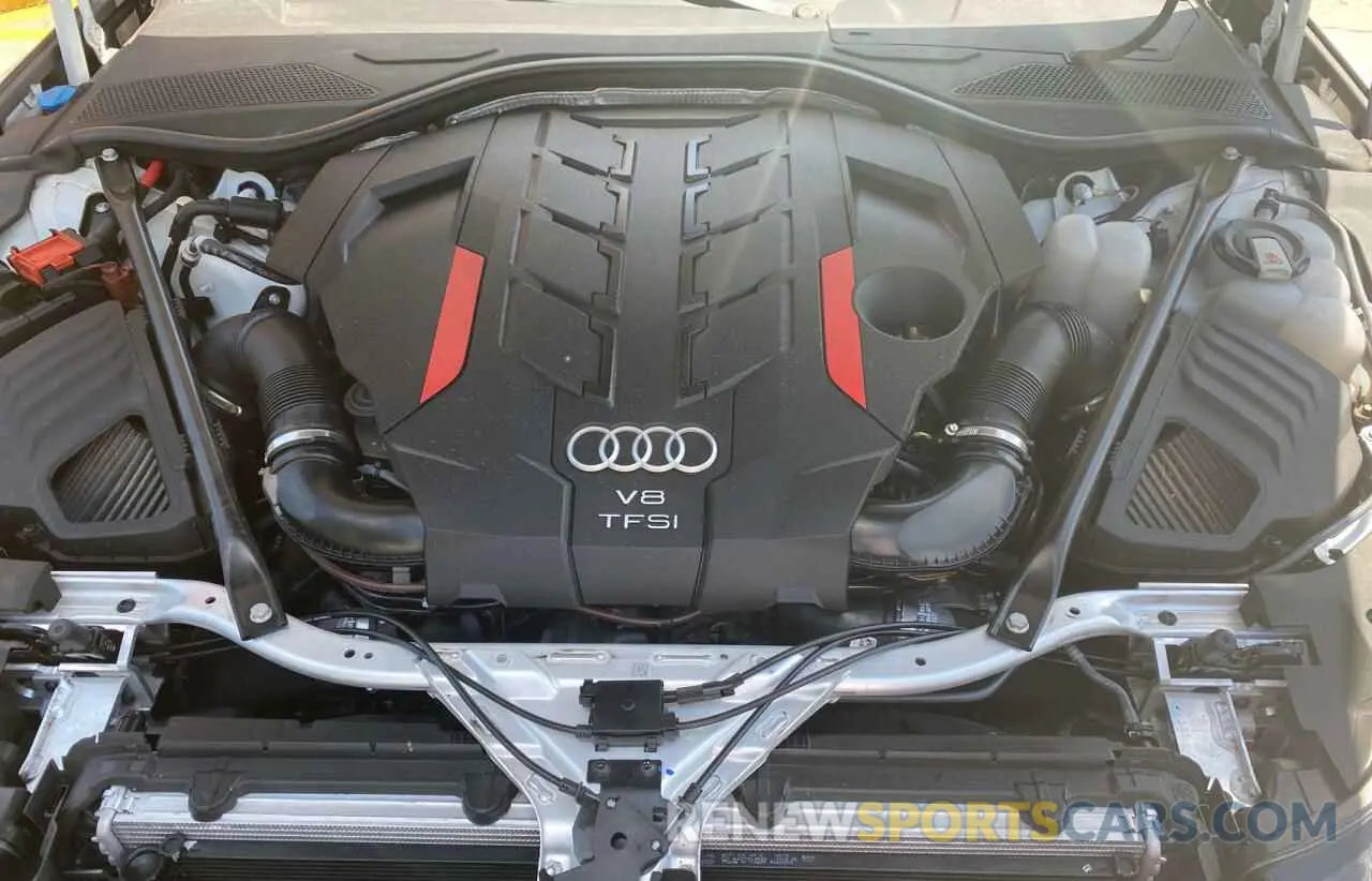 7 fotografías del automóvil dañado WAU8SAF88LN003488 AUDI S8 2020