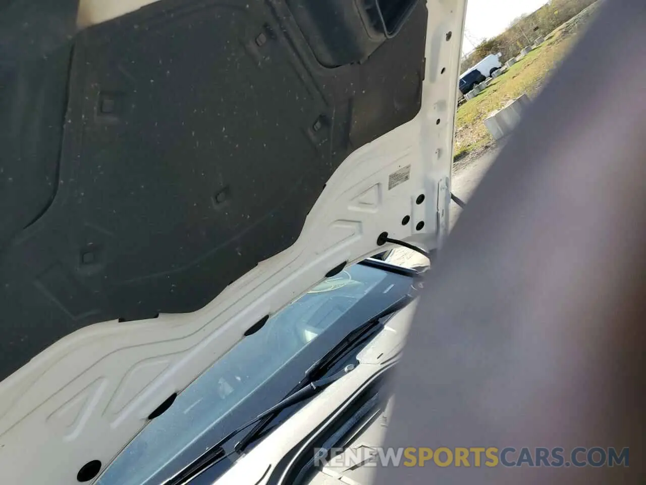 13 fotografías del automóvil dañado WAULSBF83NN008651 AUDI S8 2022