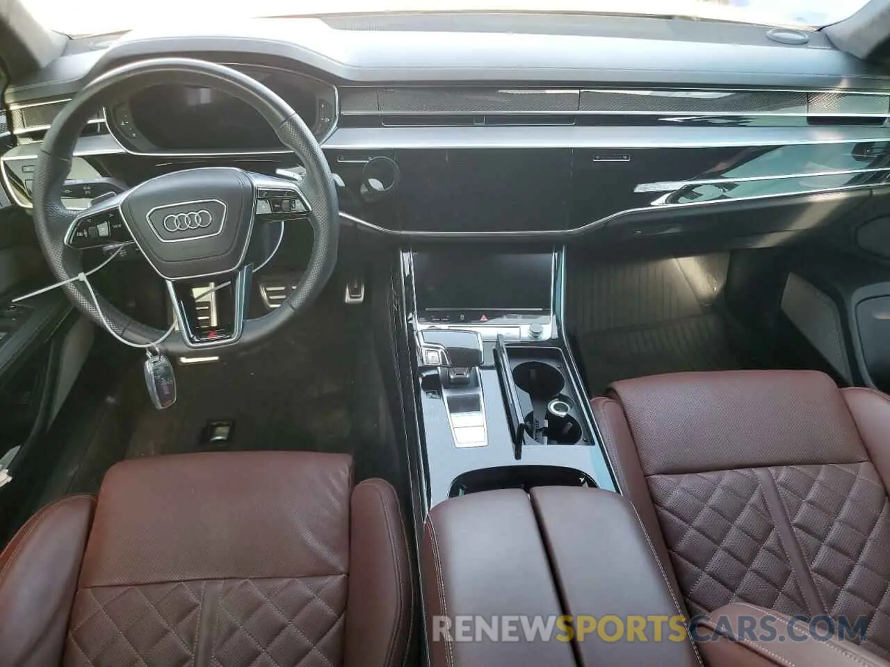 8 fotografías del automóvil dañado WAULSBF83NN008651 AUDI S8 2022