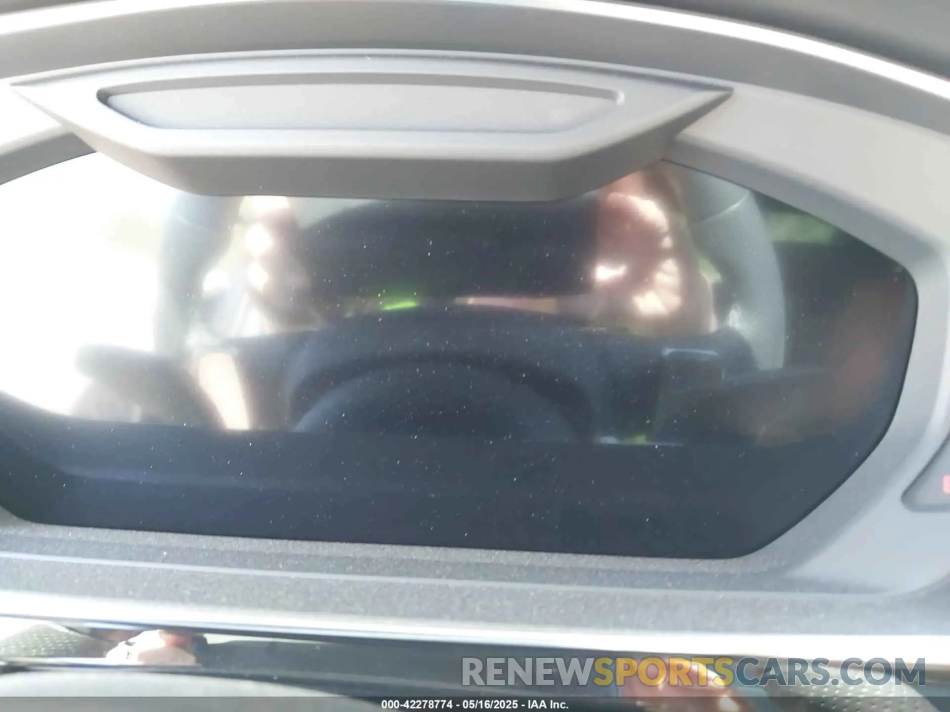 15 fotografías del automóvil dañado WAULSAF81PN011643 AUDI S8 2023
