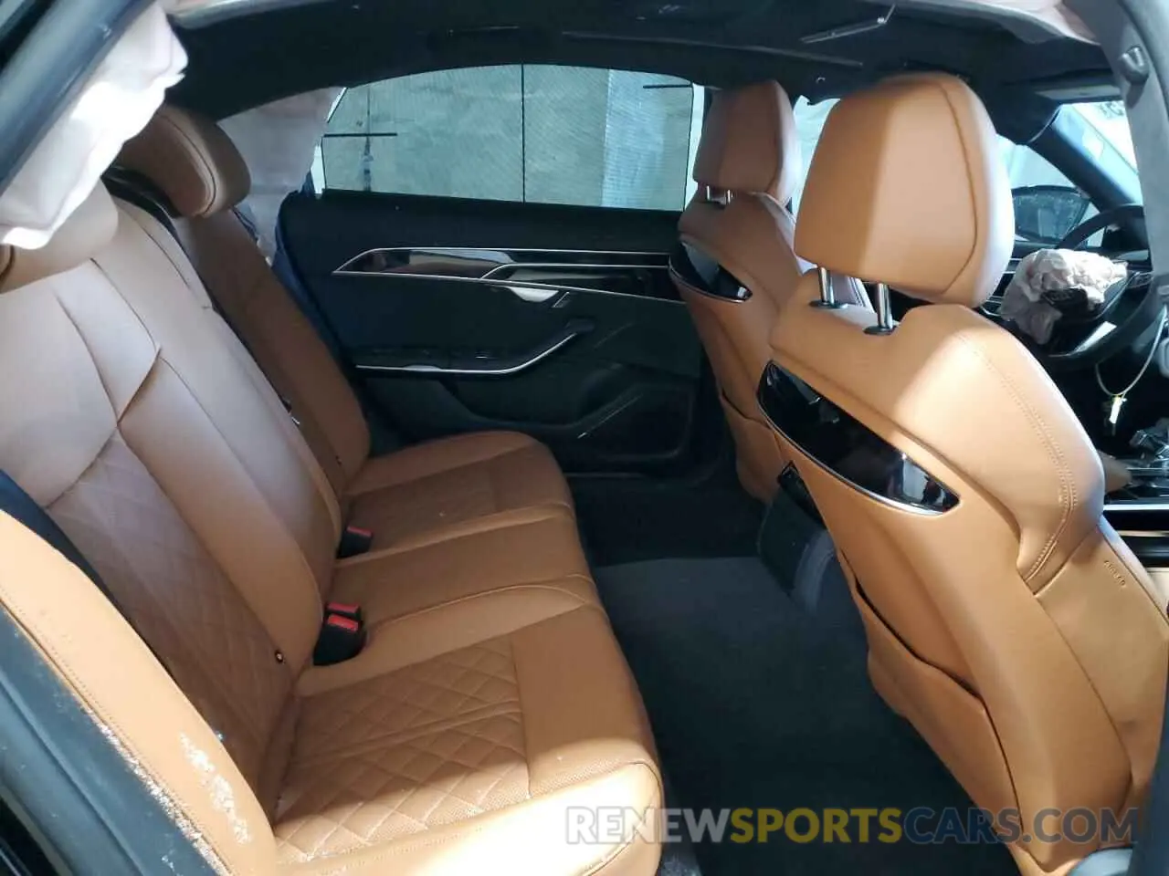 10 fotografías del automóvil dañado WAULSAF8XPN002083 AUDI S8 2023