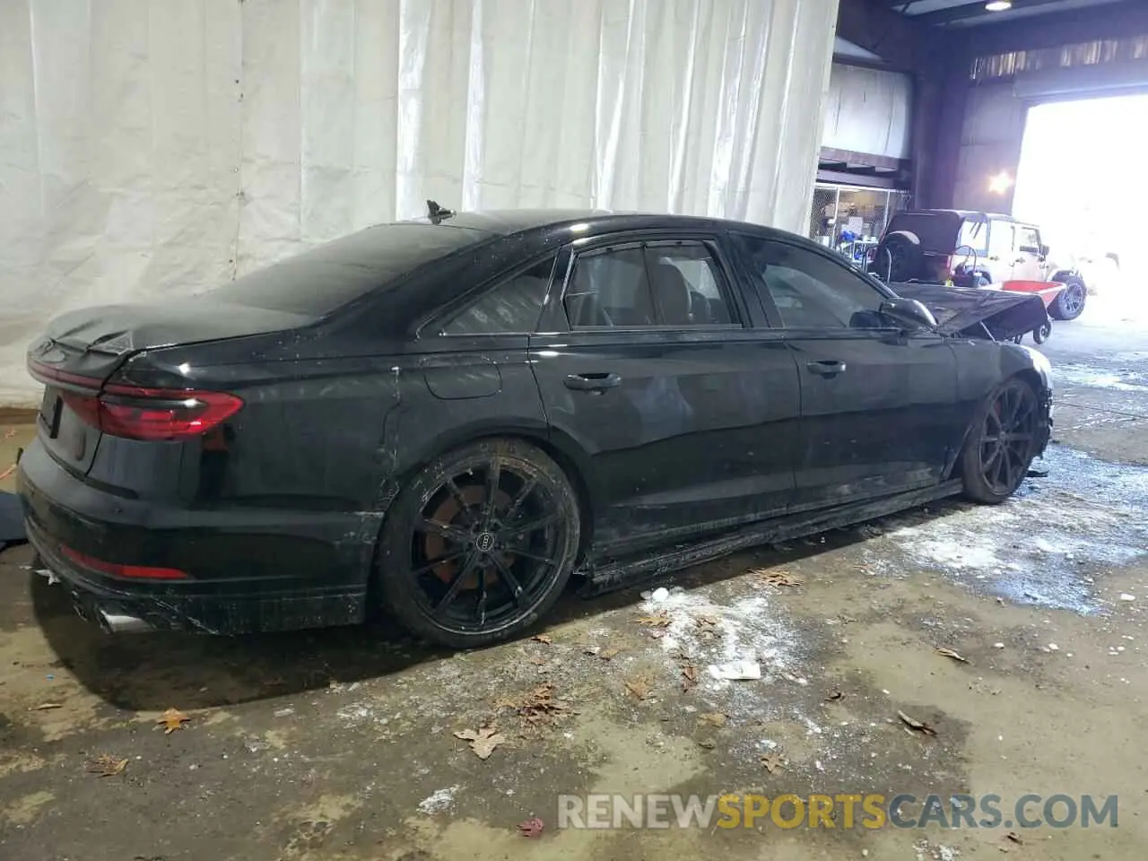 3 fotografías del automóvil dañado WAULSAF8XPN002083 AUDI S8 2023