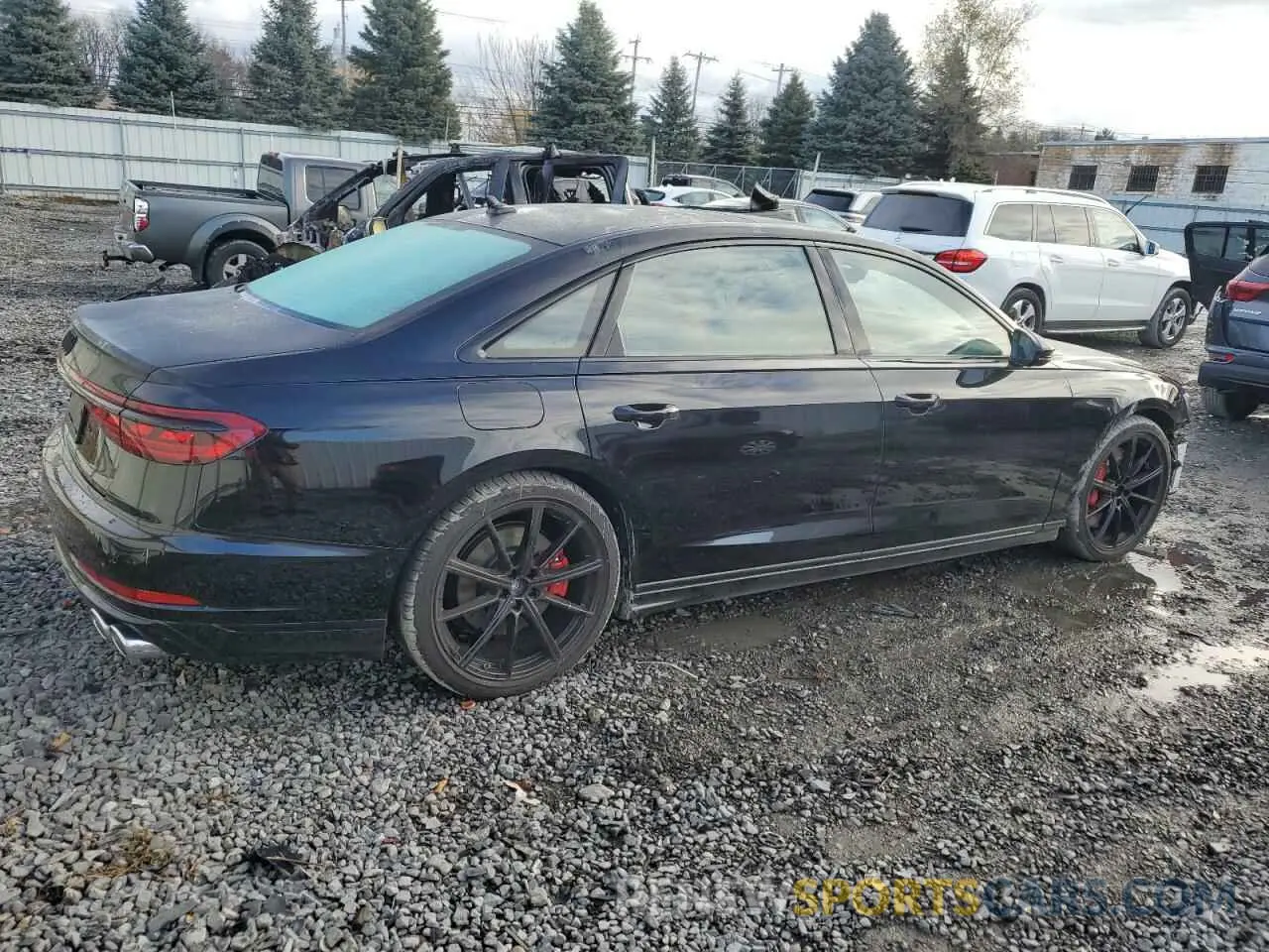 3 fotografías del automóvil dañado WAULSAF82RN011184 AUDI S8 2024