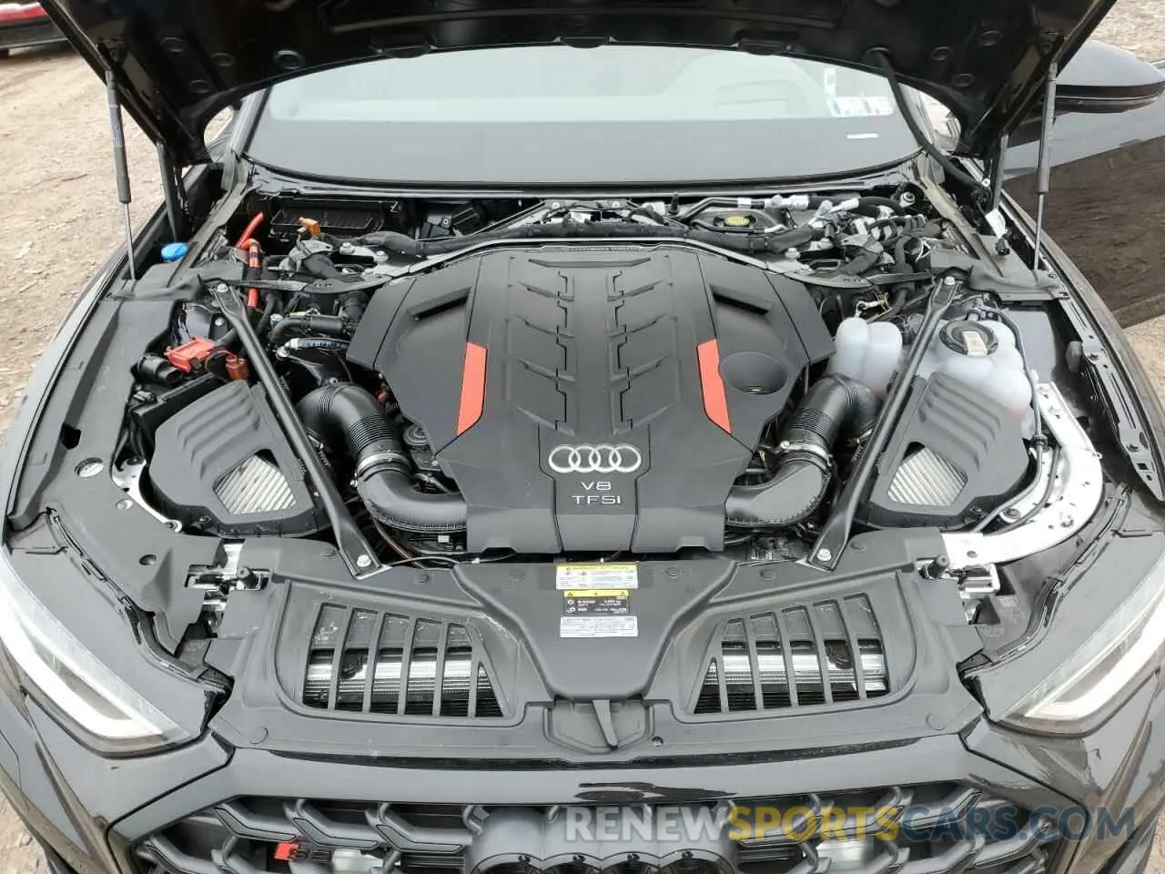 11 fotografías del automóvil dañado WAULSAF89RN015605 AUDI S8 2024