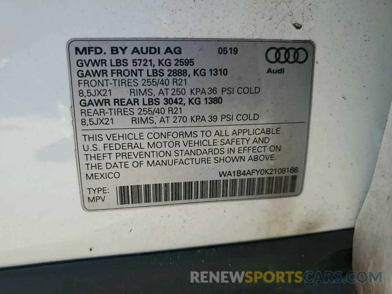 14 fotografías del automóvil dañado WA1B4AFY0K2108166 AUDI SQ5 2019