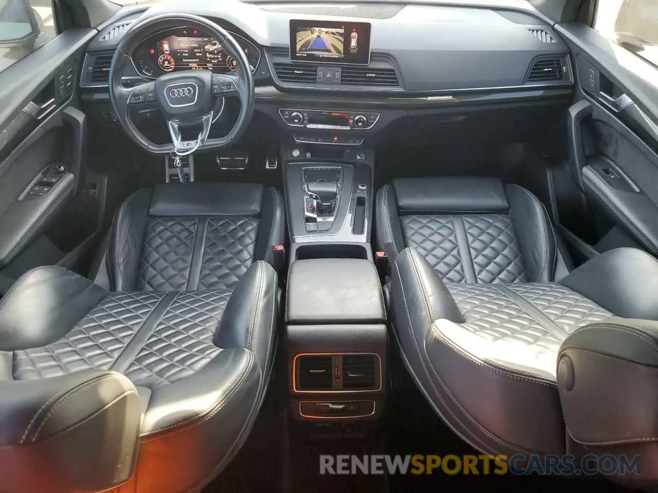 8 fotografías del automóvil dañado WA1B4AFY0K2108166 AUDI SQ5 2019