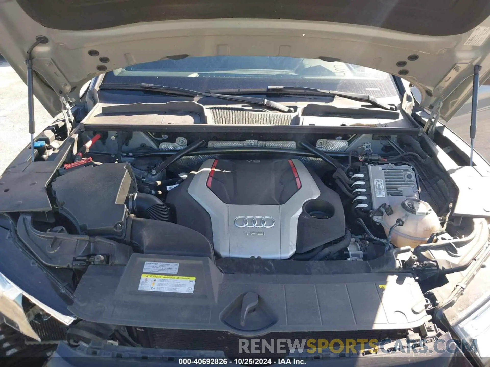 10 fotografías del automóvil dañado WA1B4AFY0K2116350 AUDI SQ5 2019