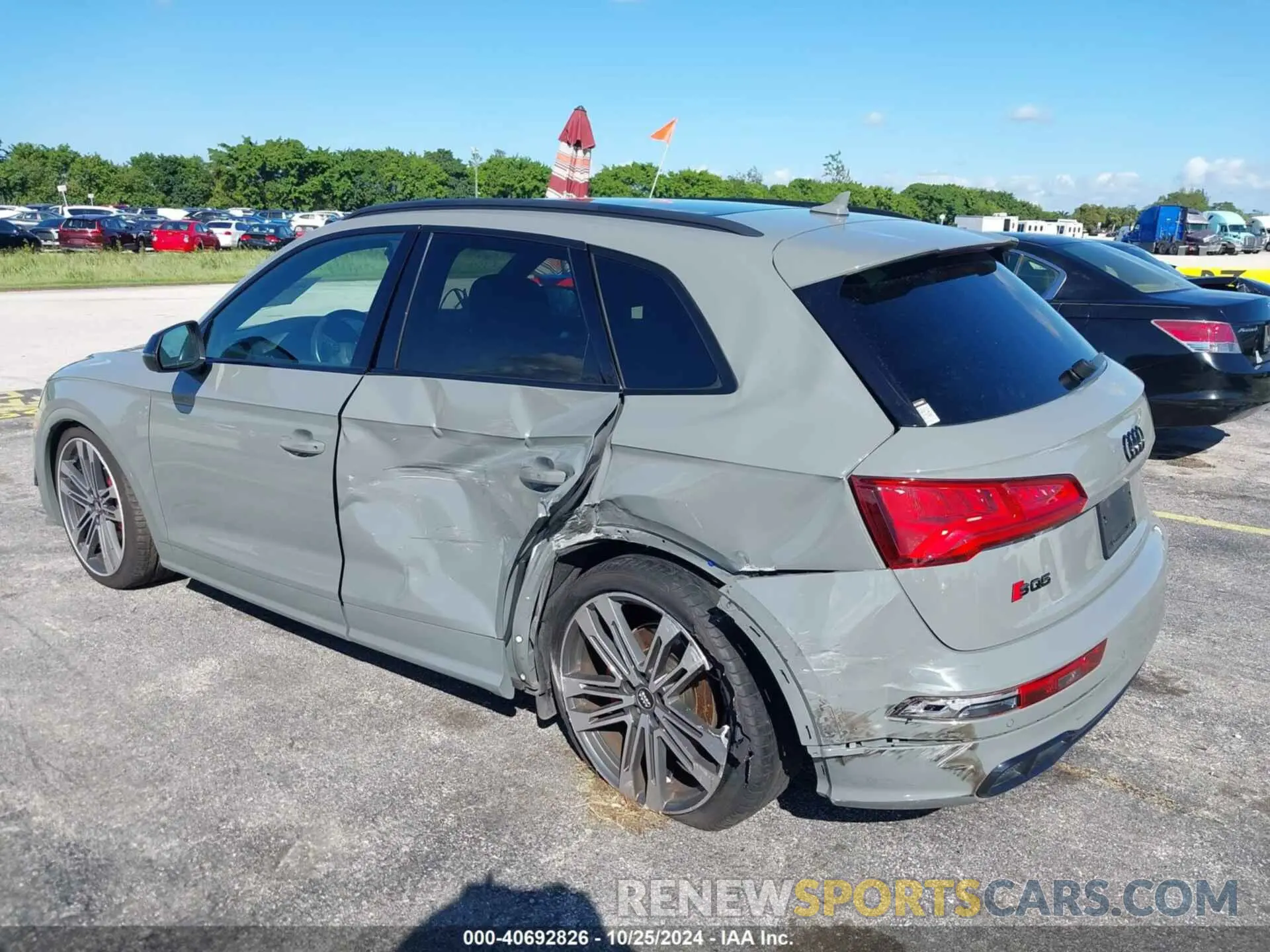 6 fotografías del automóvil dañado WA1B4AFY0K2116350 AUDI SQ5 2019