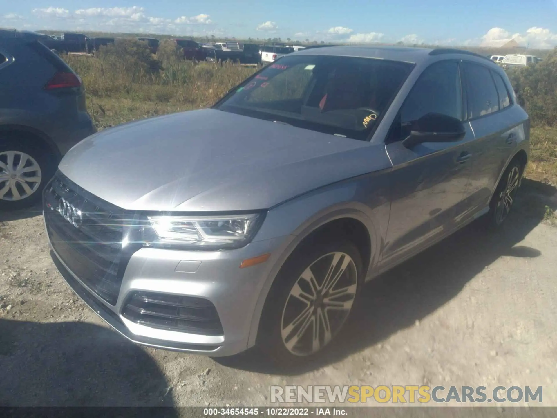 2 fotografías del automóvil dañado WA1B4AFY1K2055722 AUDI SQ5 2019