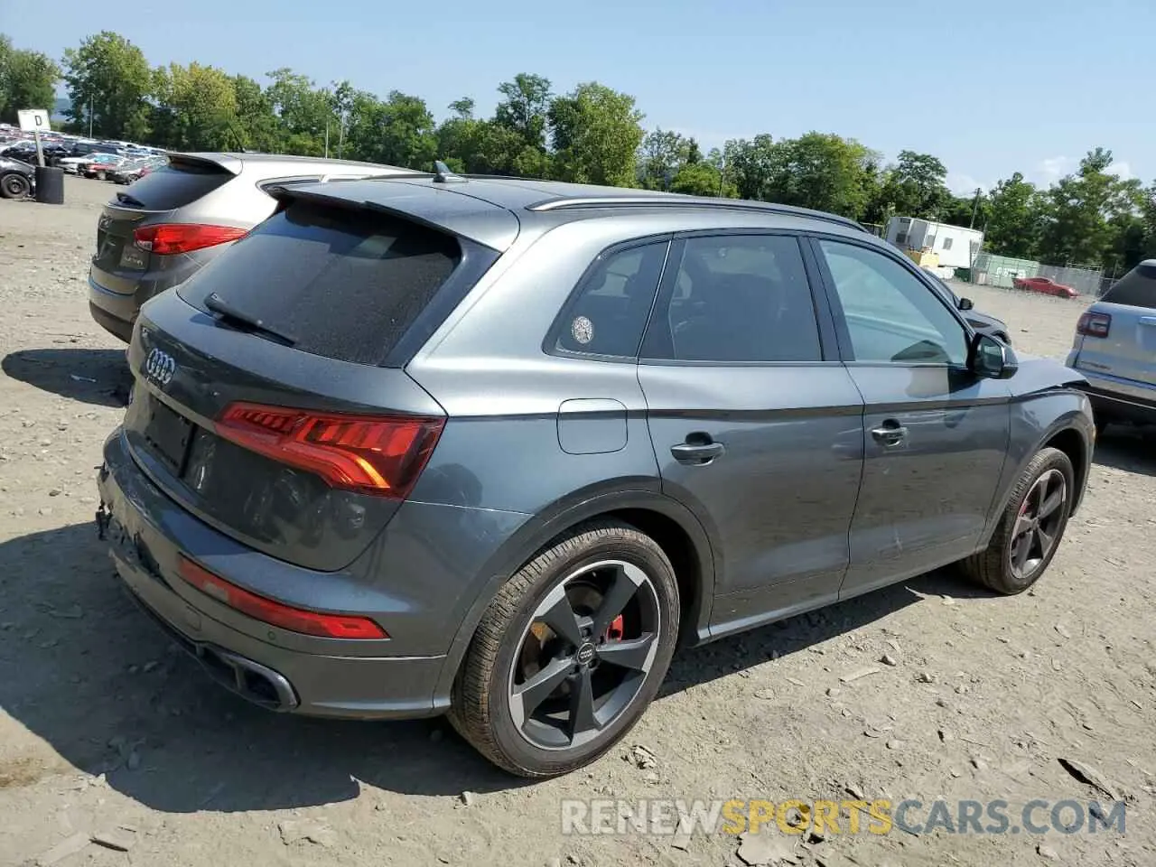 3 fotografías del automóvil dañado WA1B4AFY2K2029341 AUDI SQ5 2019